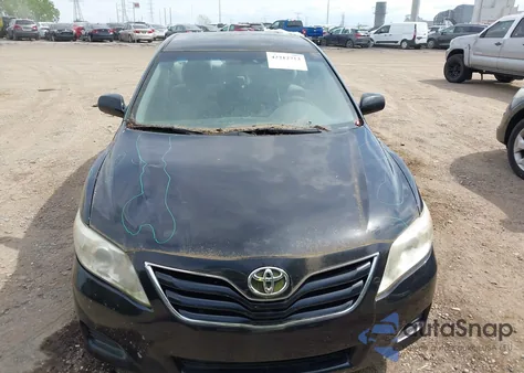 2011 Toyota Camry z USA, uszkodzony, nr VIN 4T1BF3EK1BU746600